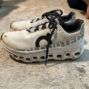 ON CLOUDMONSTER with Cloudtec